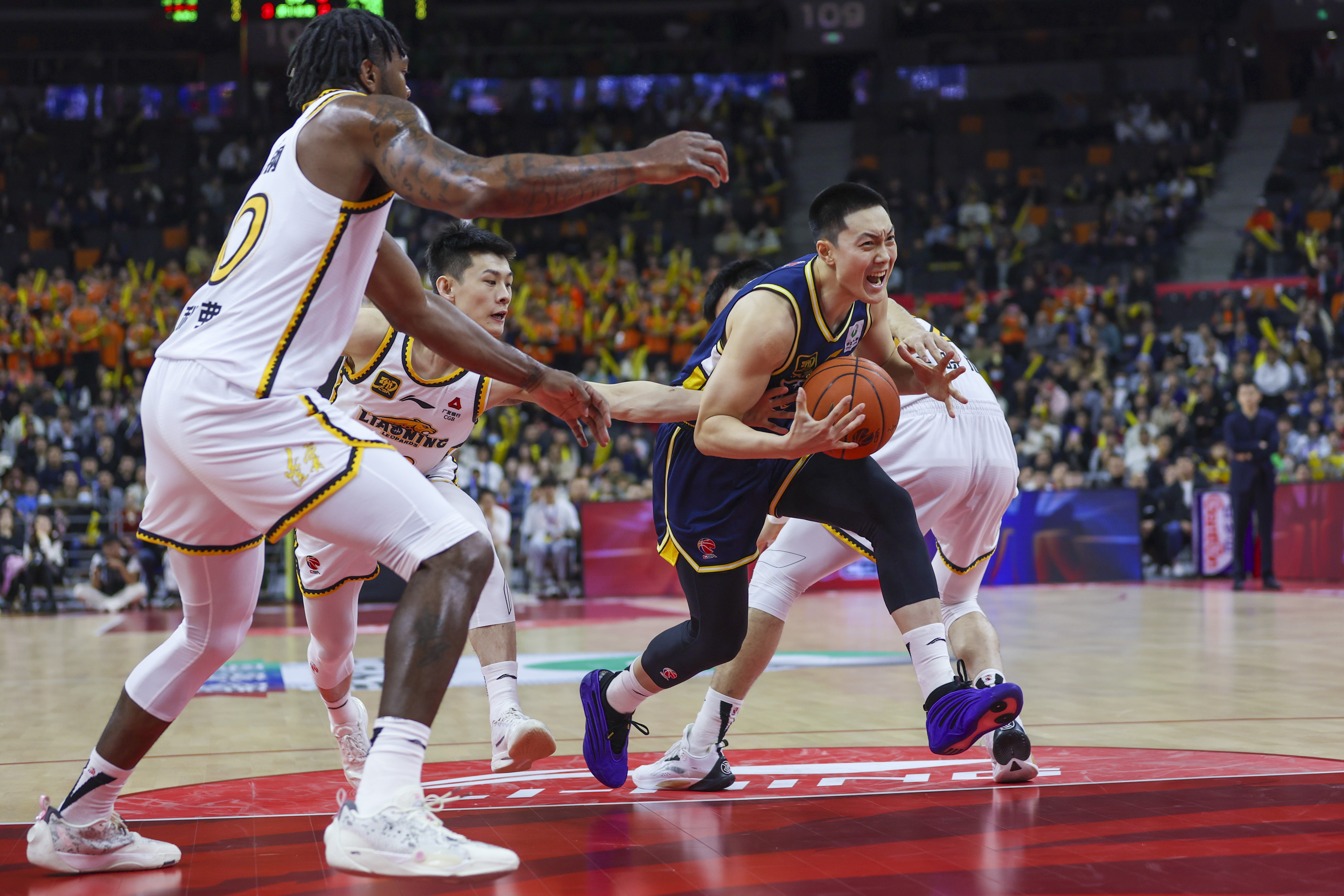 星空体育官网-关于辽宁本钢清晨强势反弹，志在足总杯名次提升，话题不断，更衣室氛围转暖的信息