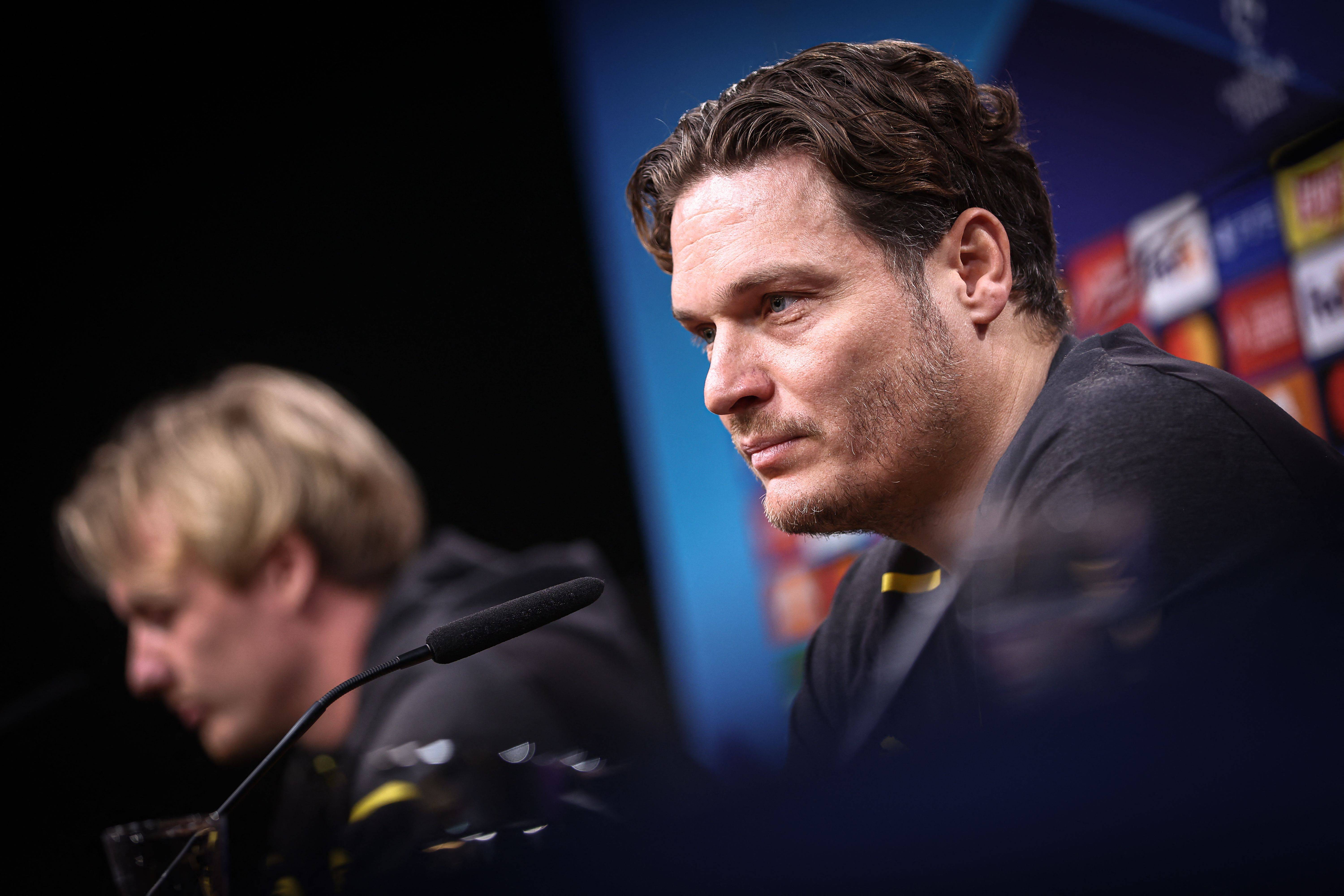 星空体育官网-阿斯顿维拉历史球星