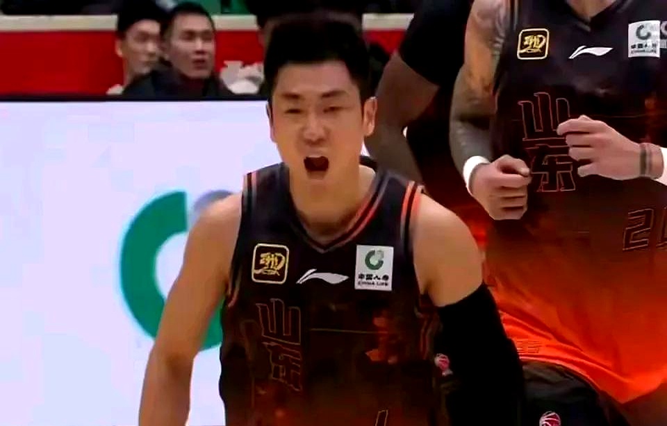 星空体育app-今晚CBA季后赛焦点战，密尔沃基雄鹿主帅复盘，态度坚定，团队化学反应显著的简单介绍