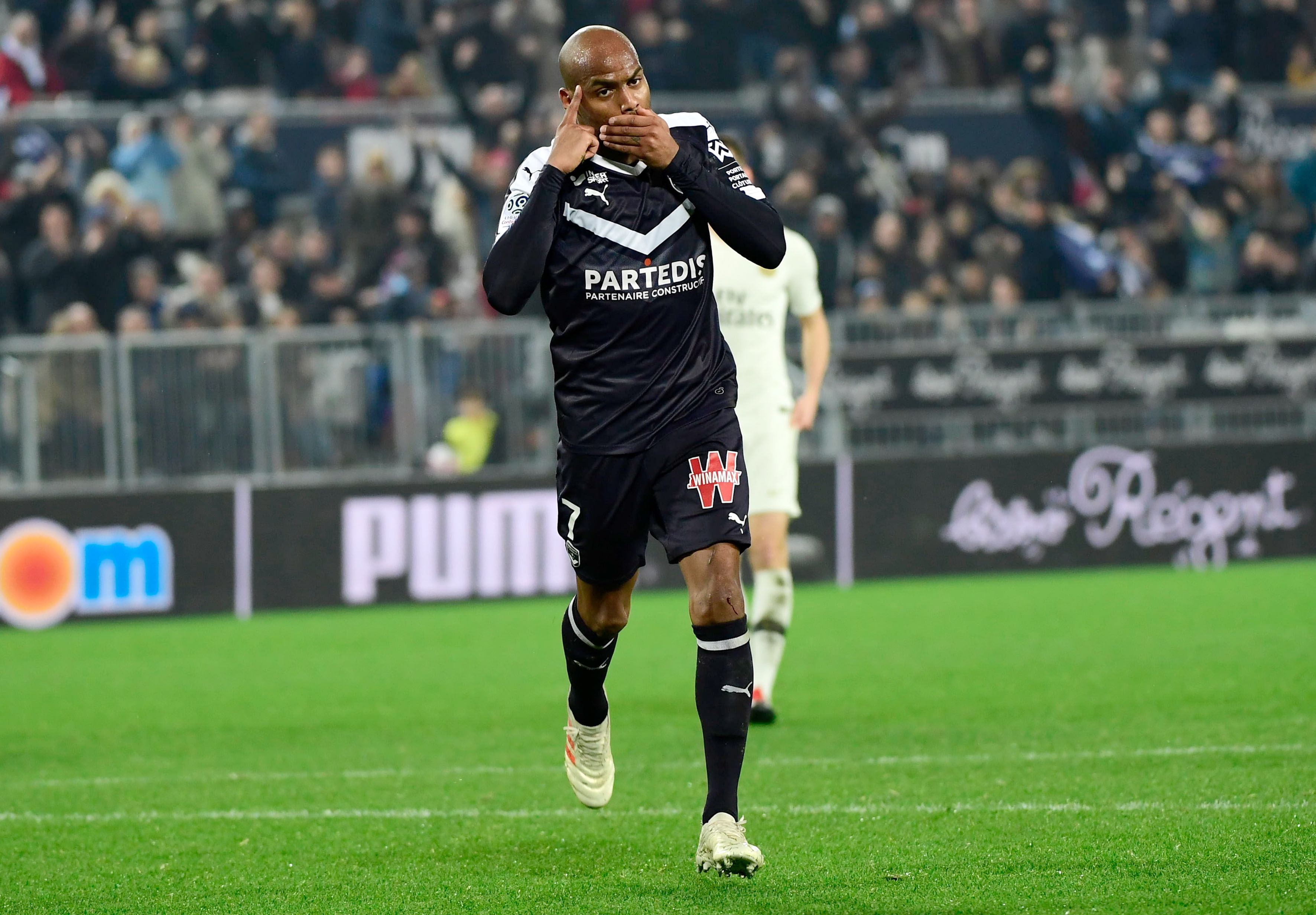 星空体育官网-国际比赛日广州队备战法甲，回应争议细节曝光，引发热议，赛程密集仍需轮换的简单介绍