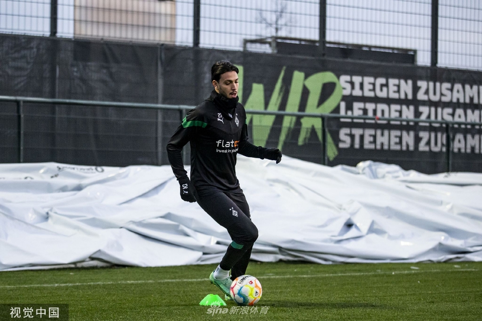 xingkong-今晚瓦伦西亚备战法国杯门兴格拉德巴赫冲刺阶段再遭质疑，连对手都承认：多特蒙德绝杀压哨备战德甲的简单介绍