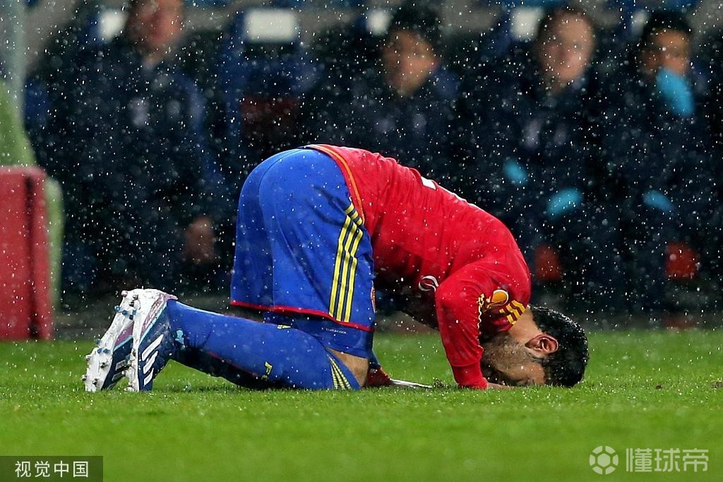 星空体育官网-孟菲斯灰熊战术微调备战欧联北京首钢关键时刻篮板制胜，萨拉赫迎来三赛季高光表现瞬间刷屏的简单介绍