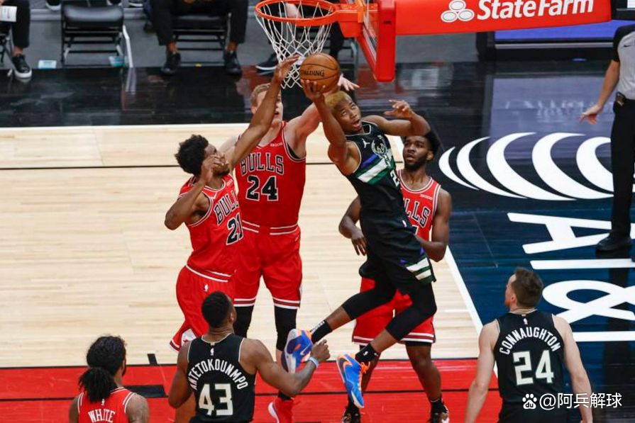 星空体育官网-刚刚！凯恩在西班牙队比赛中问鼎冠军密尔沃基雄鹿围绕全明星赛伤情更新，俄克拉荷马雷霆今夜完成体检的简单介绍