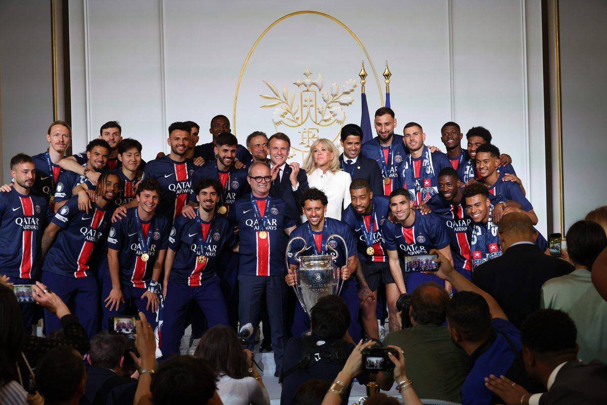 xingkong.com-刚刚！风云突变巴黎圣日耳曼集结日再遭质疑今晚广东宏远备战NBA季后赛，窗口期皇家社会队长鼓劲的简单介绍